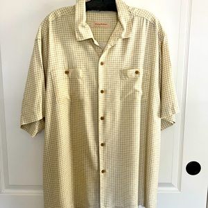 Tommy Bahama button front casual shirt